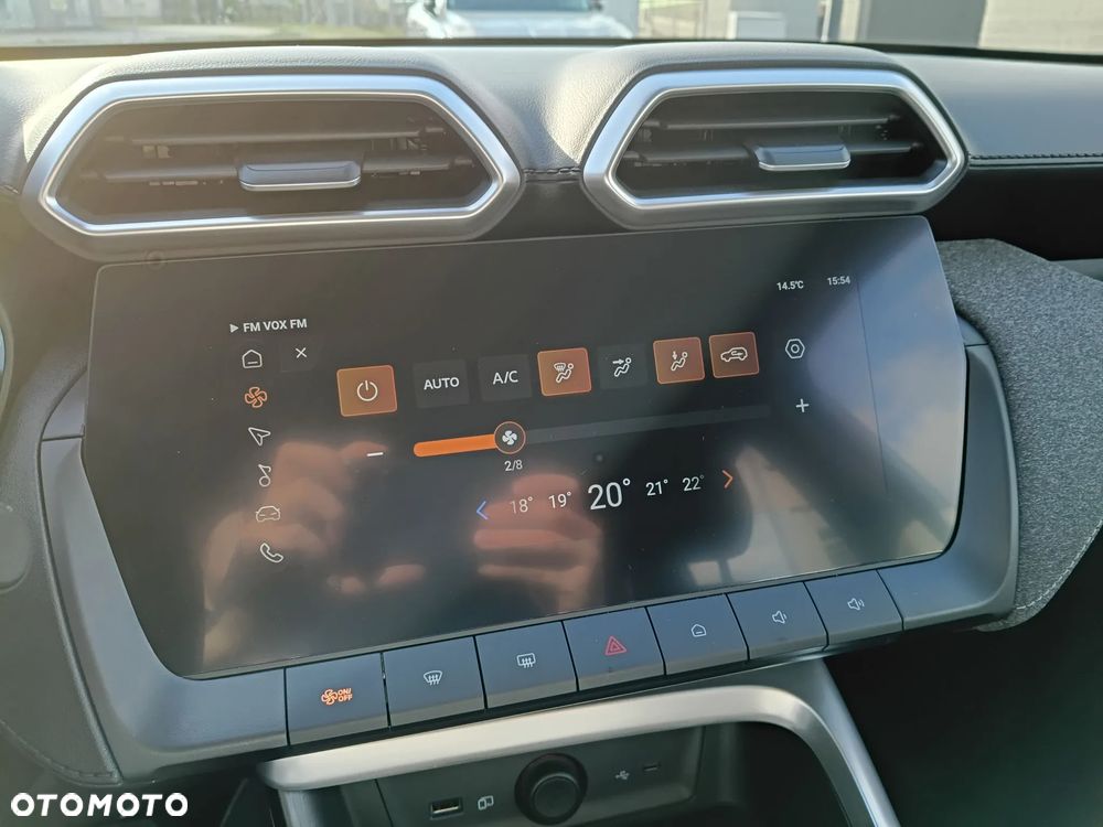 MG ZS Hybrid+ Standard - 17