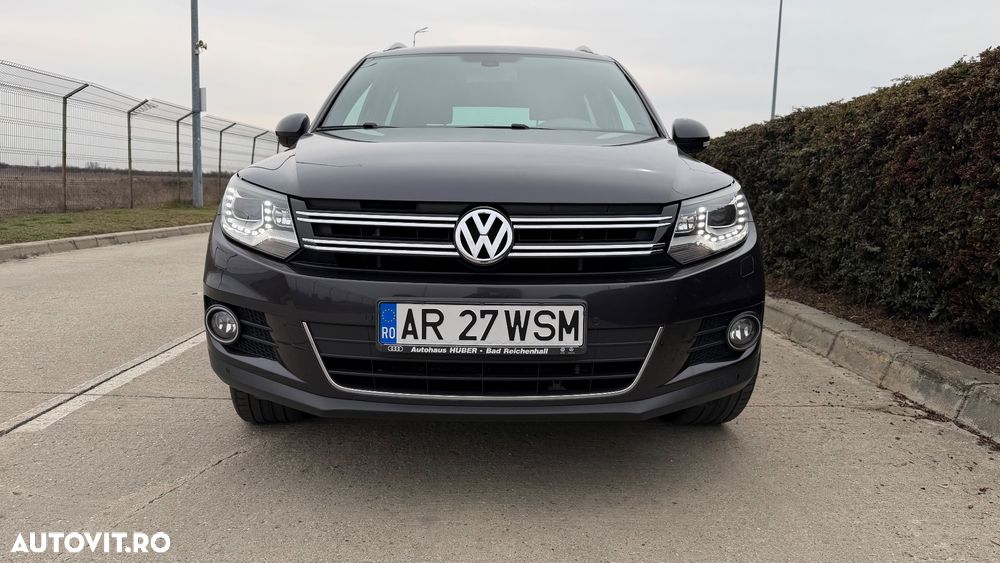 Volkswagen Tiguan 2.0 TDI SCR 4MOTION BlueMotion Technology Lounge Sport & Style - 3
