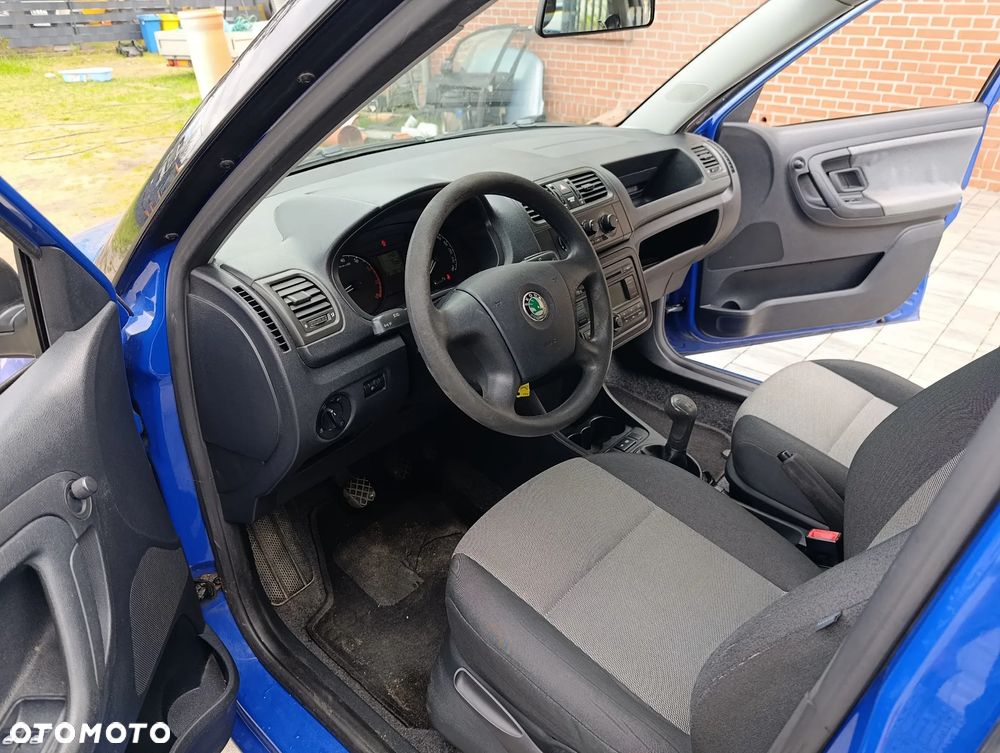 Skoda Fabia 1.2 HTP Ambition - 9