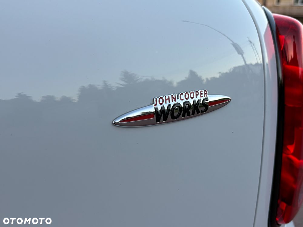 MINI John Cooper Works - 11