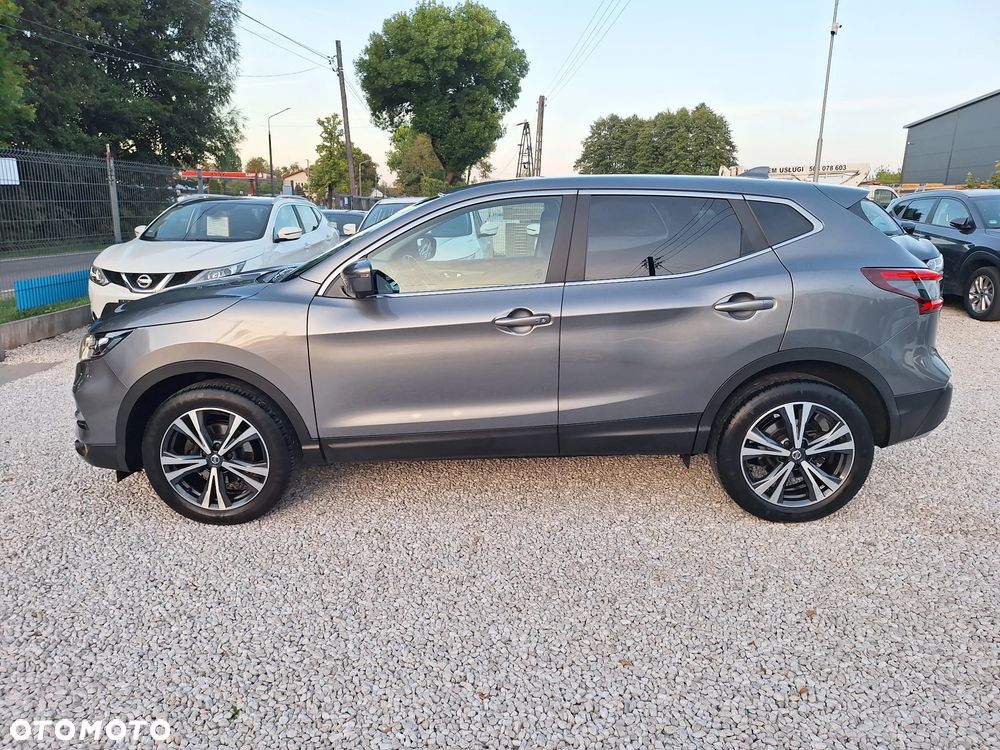 Nissan Qashqai 1.2 DIG-T N-Connecta Xtronic - 11