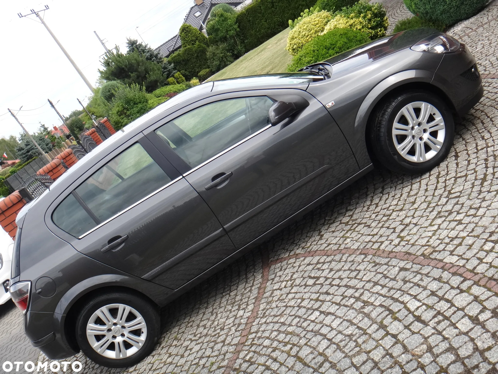 Opel Astra III 1.6 Cosmo - 17
