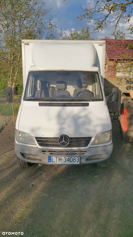 Mercedes-Benz 413 - 1