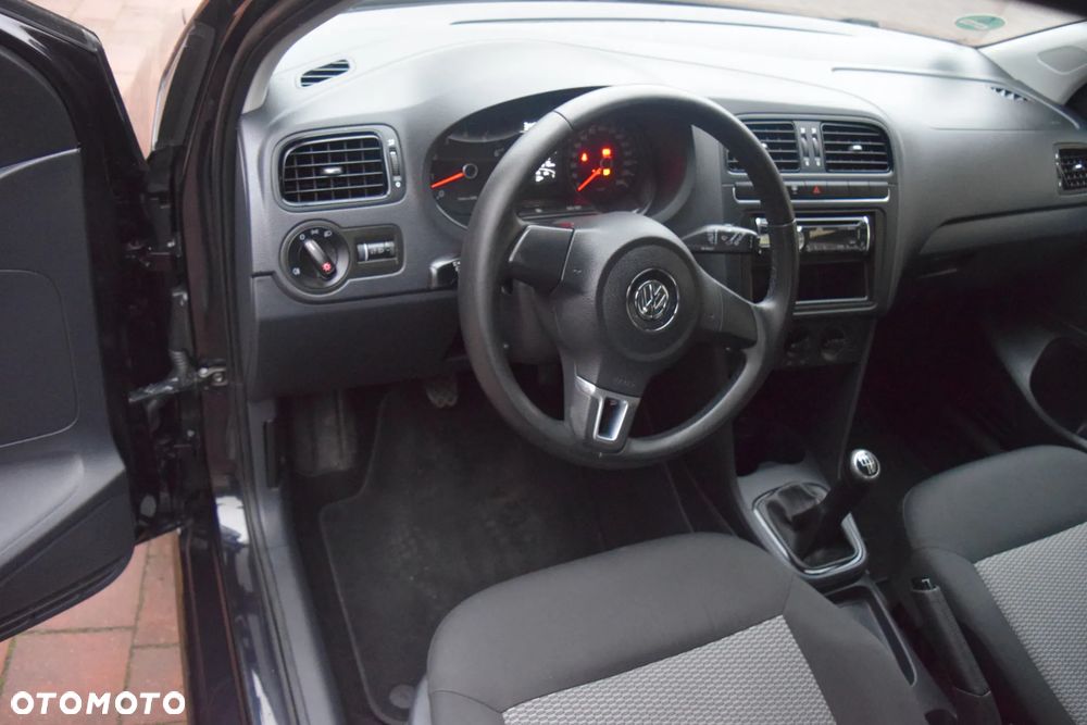Volkswagen Polo - 13