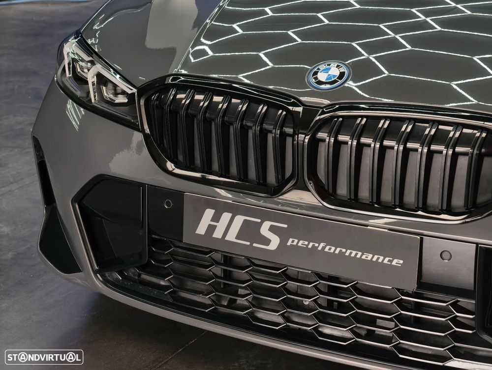 BMW 330 e Pack Desportivo M Pro Auto - 18
