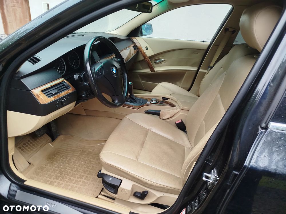 BMW Seria 5 535d - 7