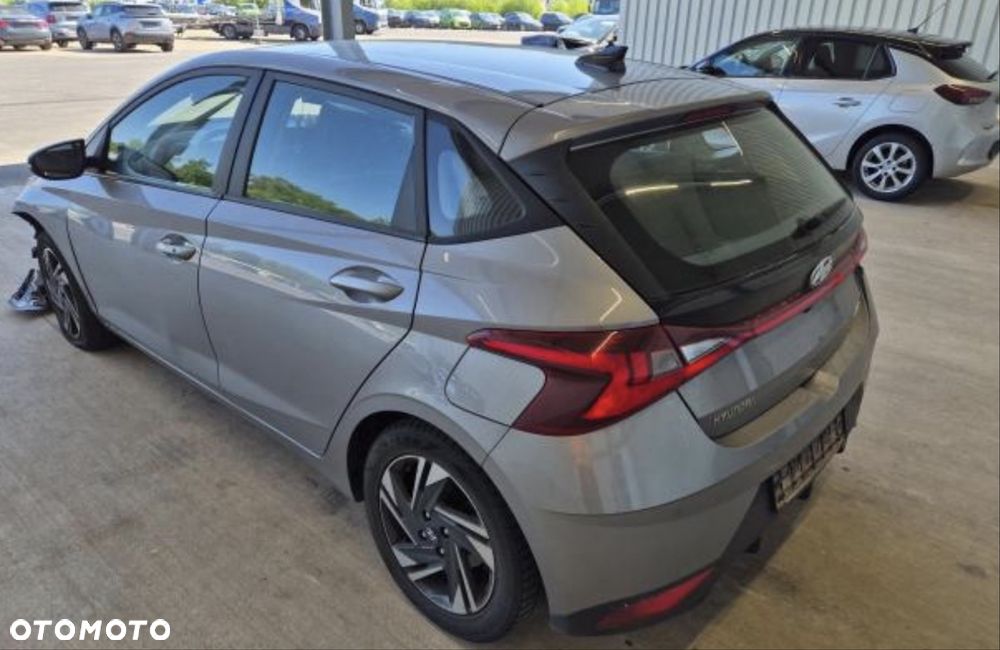 Hyundai i20 - 3