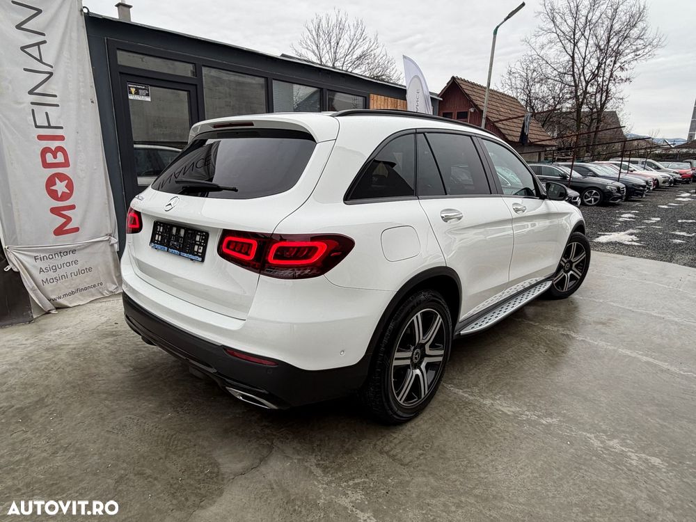 Mercedes-Benz GLC - 31