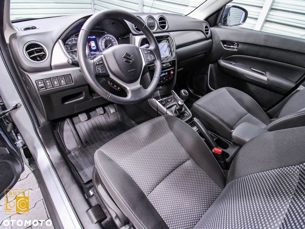 Suzuki Vitara 1.4 Boosterjet Premium 2WD - 16