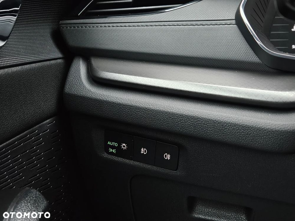 Skoda Octavia 2.0 TDI SCR Ambition DSG - 28