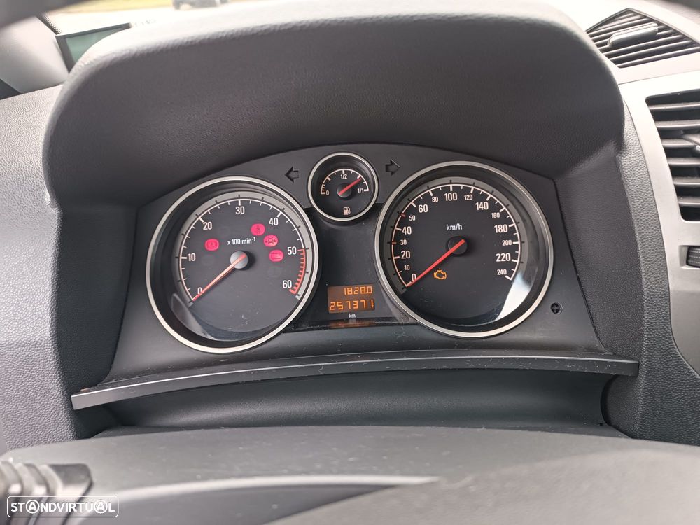 Opel Zafira 1.9 CDTI Cosmo - 8