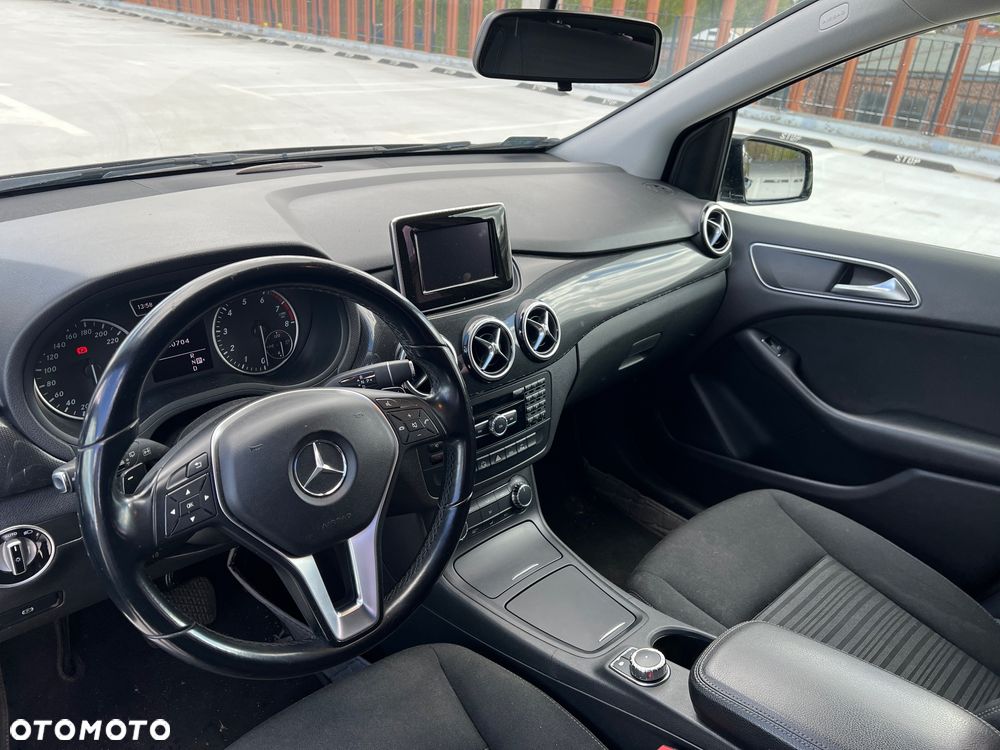 Mercedes-Benz Klasa B 200 (BlueEFFICIENCY) 7G-DCT - 11