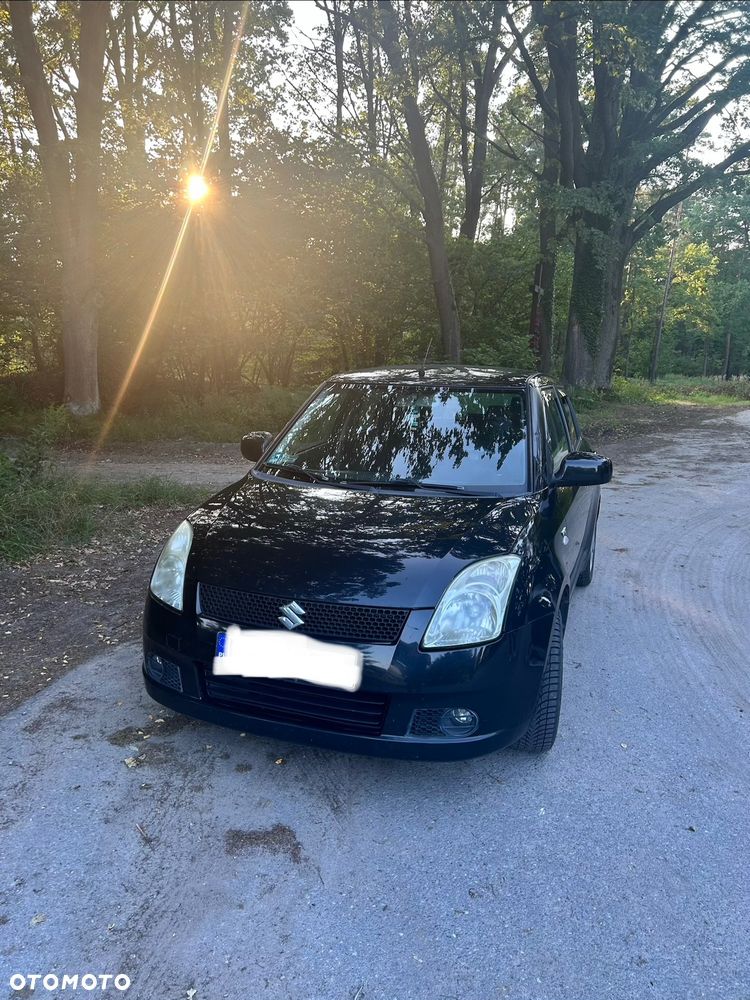 Suzuki Swift - 2