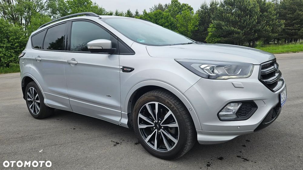 Ford Kuga 2.0 TDCi 4x4 ST-Line - 15
