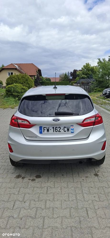 Ford Fiesta 1.1 S&S COOL&CONNECT - 8
