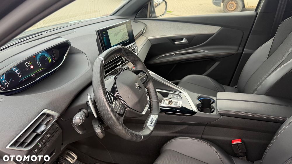 Peugeot 3008 1.6 PureTech HYbrid4 GT S&S EAT8 - 22