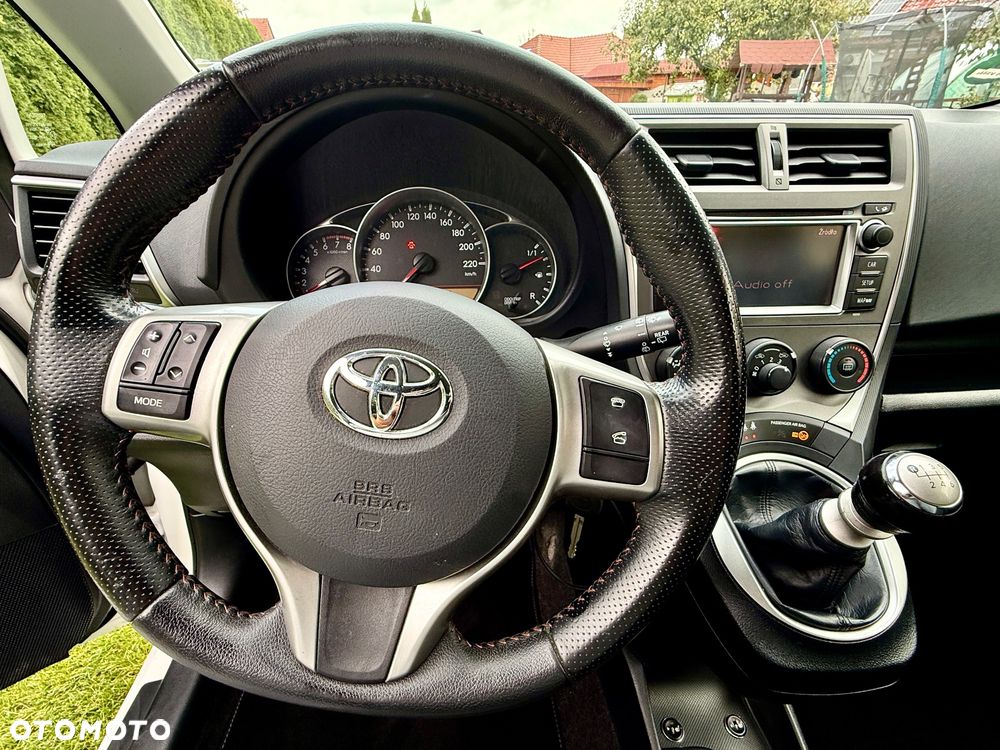 Toyota Verso S 1.33 Life - 20