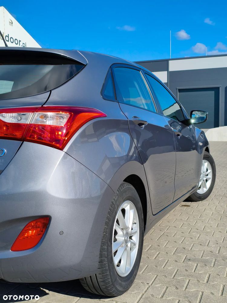 Hyundai i30 1.6 CRDI Trend - 23