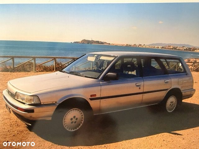 Toyota Camry - 1