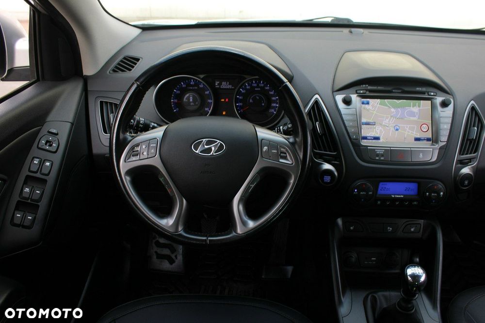 Hyundai ix35 1.6 2WD Fifa World Cup Edition - 8