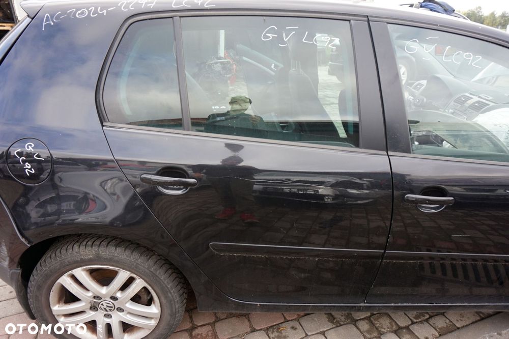 DRZWI TYLNE PRAWE GOLF V 5D HB LC9Z  CZARNY VOLKSWAGEN 2003-2009 - 1
