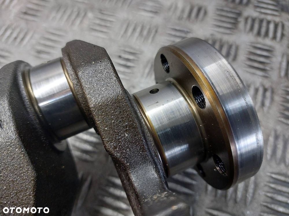 WAŁ KORBOWY MAZDA 6 II GH 2.0 16V - 6