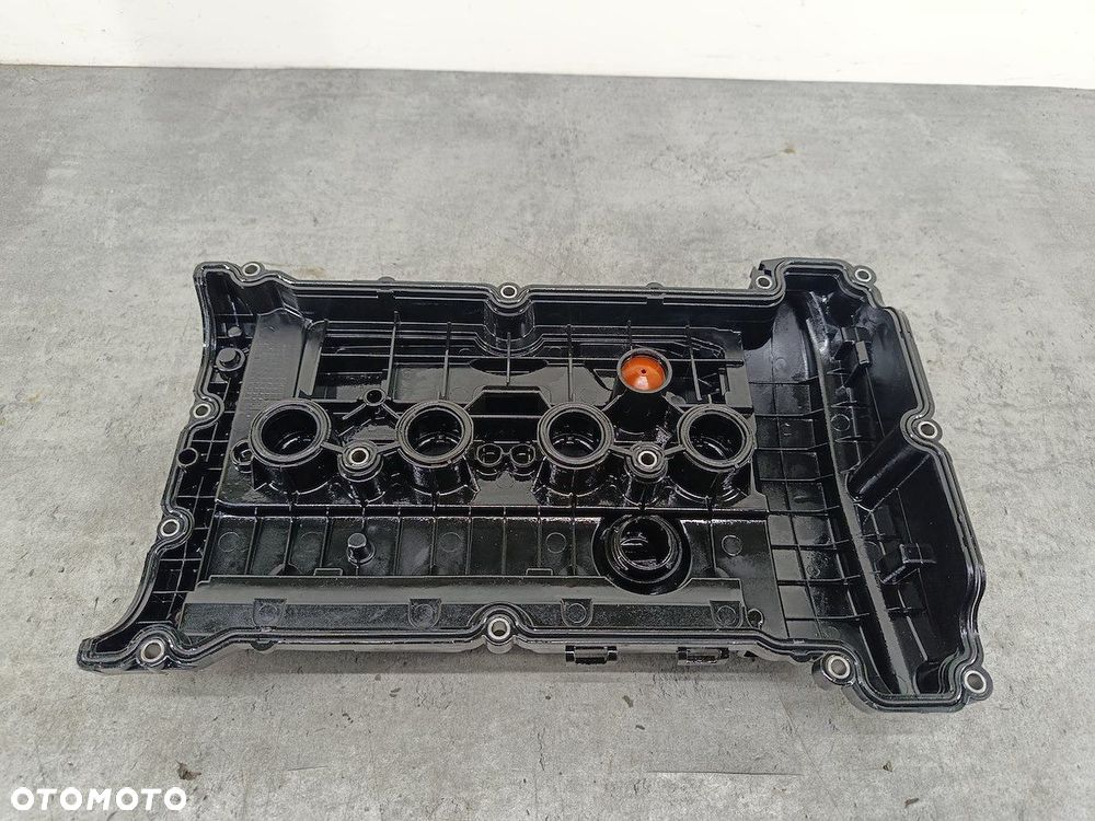 POKRYWA ZAWORÓW PEUGEOT 308 I - 7