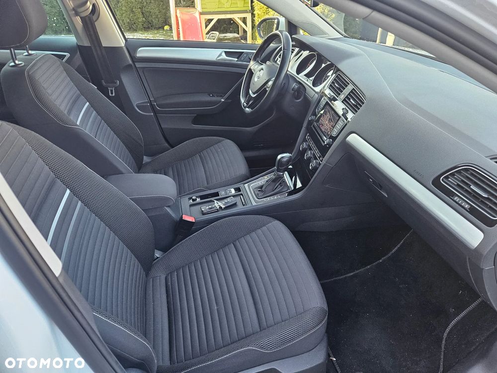 Volkswagen Golf 1.6 BlueTDI DSG Cup - 11