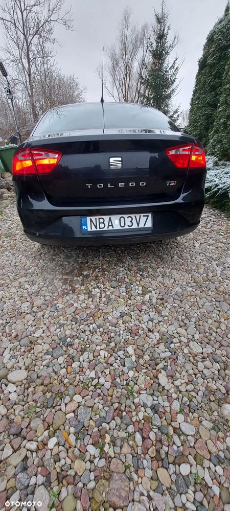 Seat Toledo 1.4 TSI Reference DSG - 5