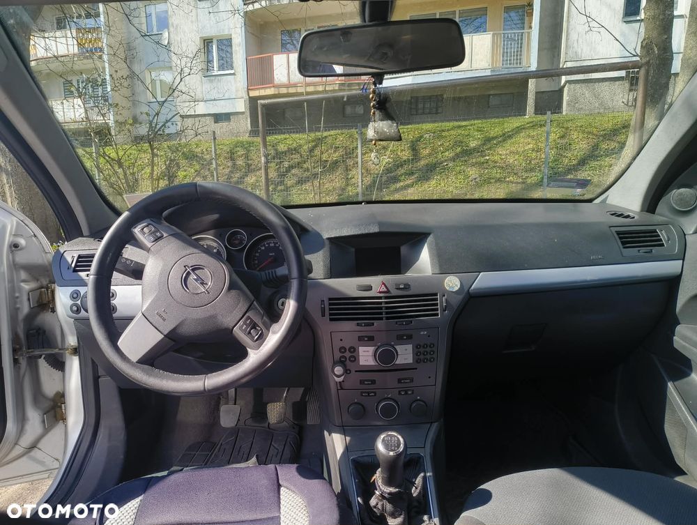 Opel Astra 1.9 CDTI Enjoy - 7