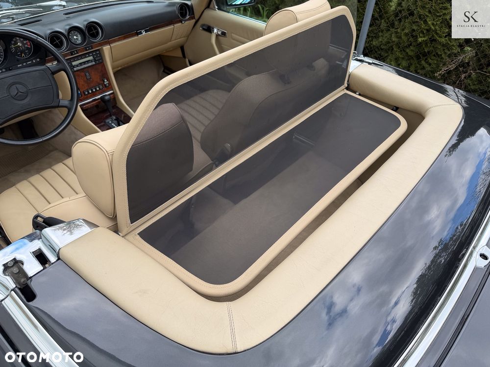 Mercedes-Benz SL - 22