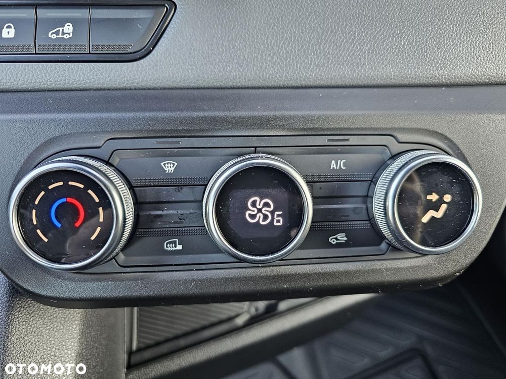 Renault Master [M4H] - 11