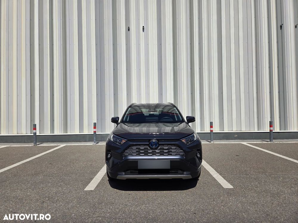 Toyota RAV4 - 7