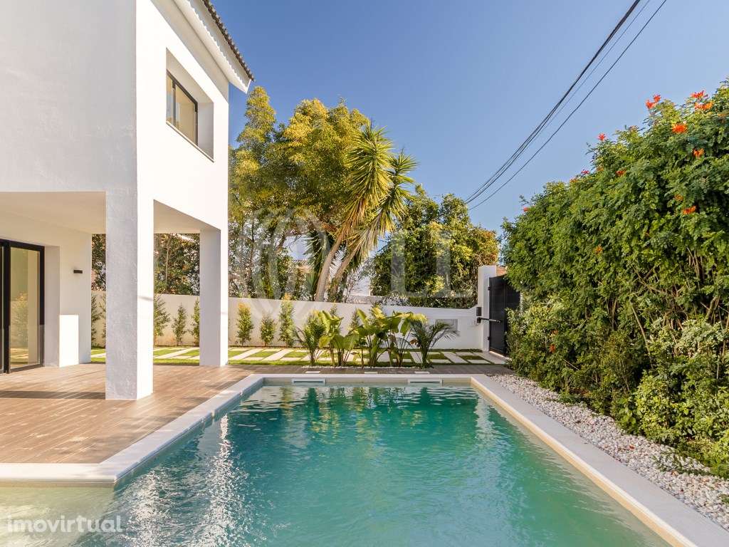 Moradia T5 com piscina no Estoril, Cascais - Grande imagem: 2/48