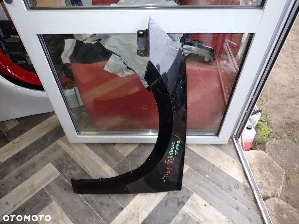 SKODA SUPERB III BŁOTNIK LEWY PRZÓD - 1