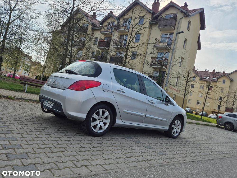 Peugeot 308 120 VTi Style - 3