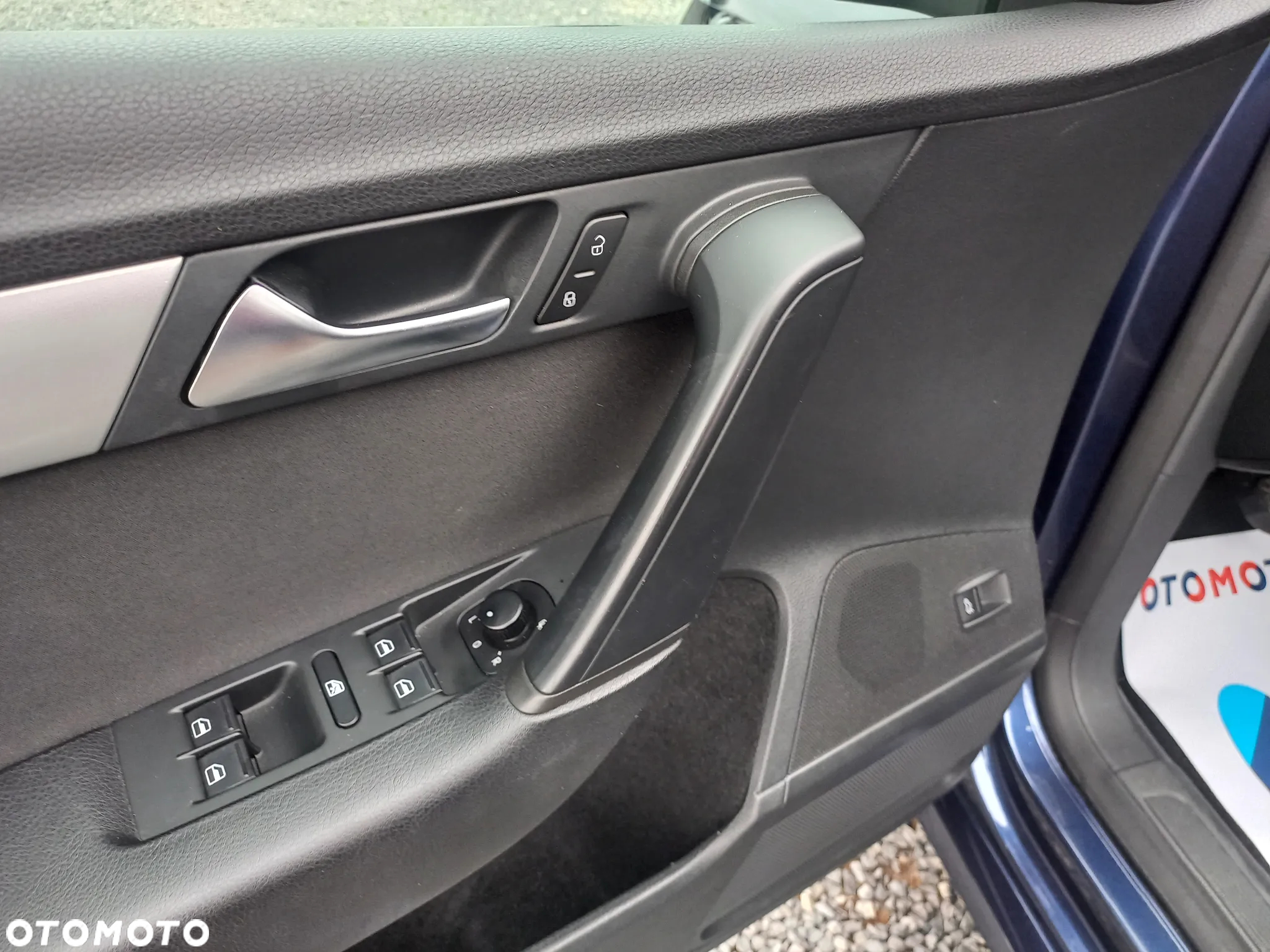 Volkswagen Passat 1.4 TSI BMT Trendline - 23