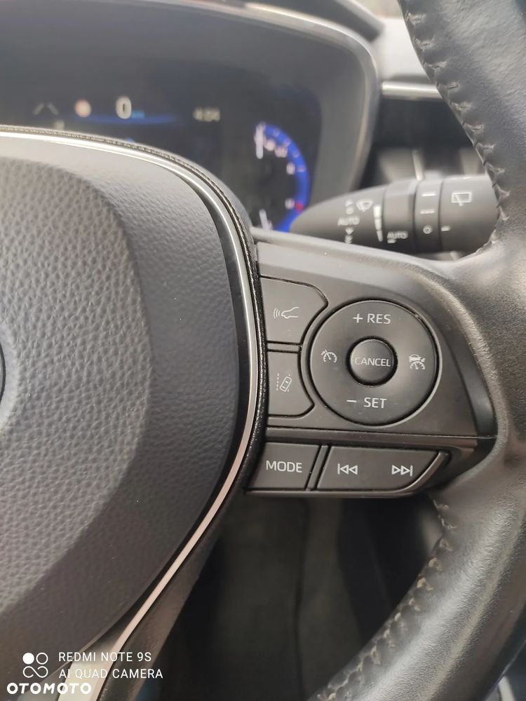 Toyota Corolla 1.8 Hybrid Active - 14