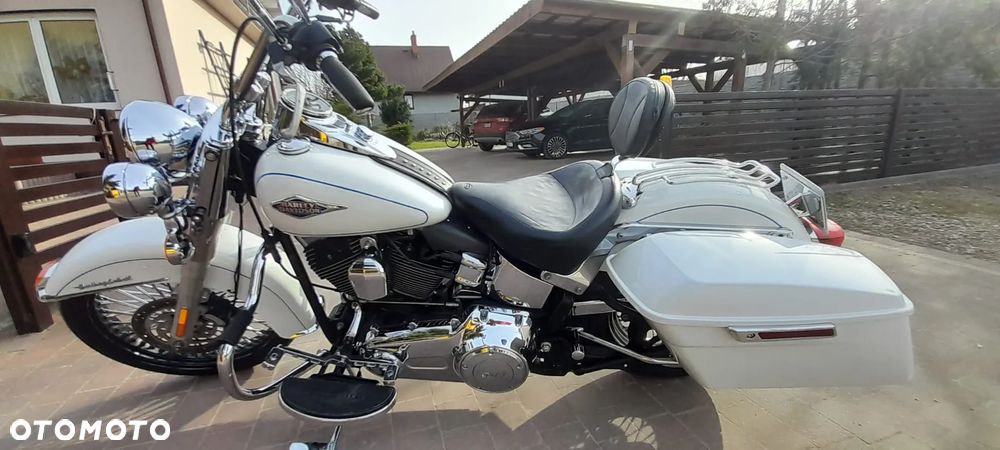 Harley-Davidson Softail Heritage Classic - 12