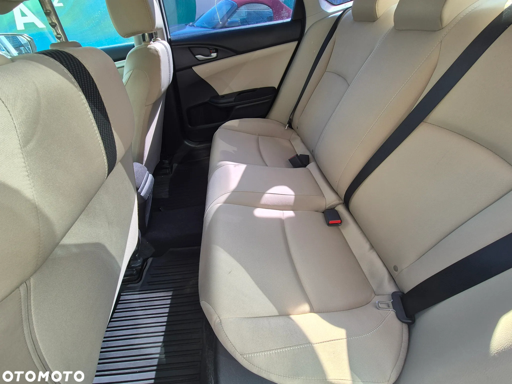 Honda Civic 2.0 i-VTEC LX CVT - 8