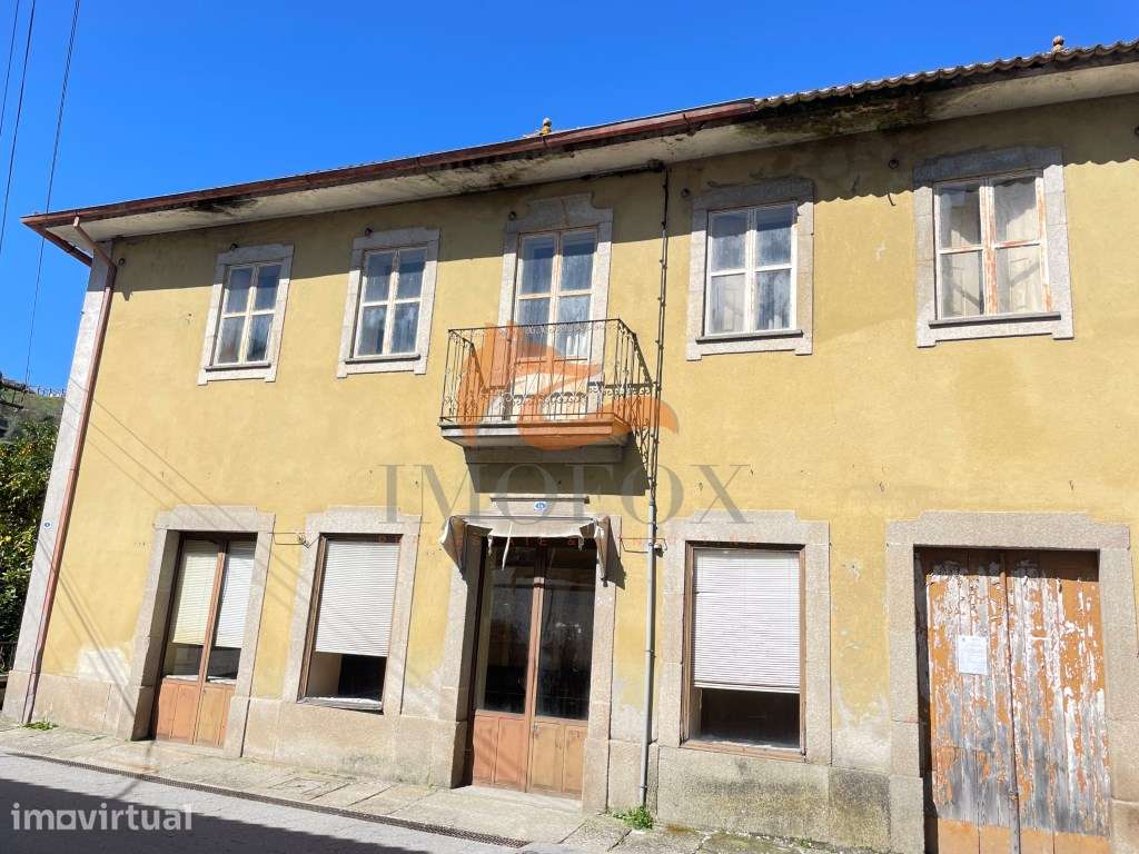Pensão com 10 quartos localizada nas margens do rio Alva em Avô, Ol... - Grande imagem: 3/22