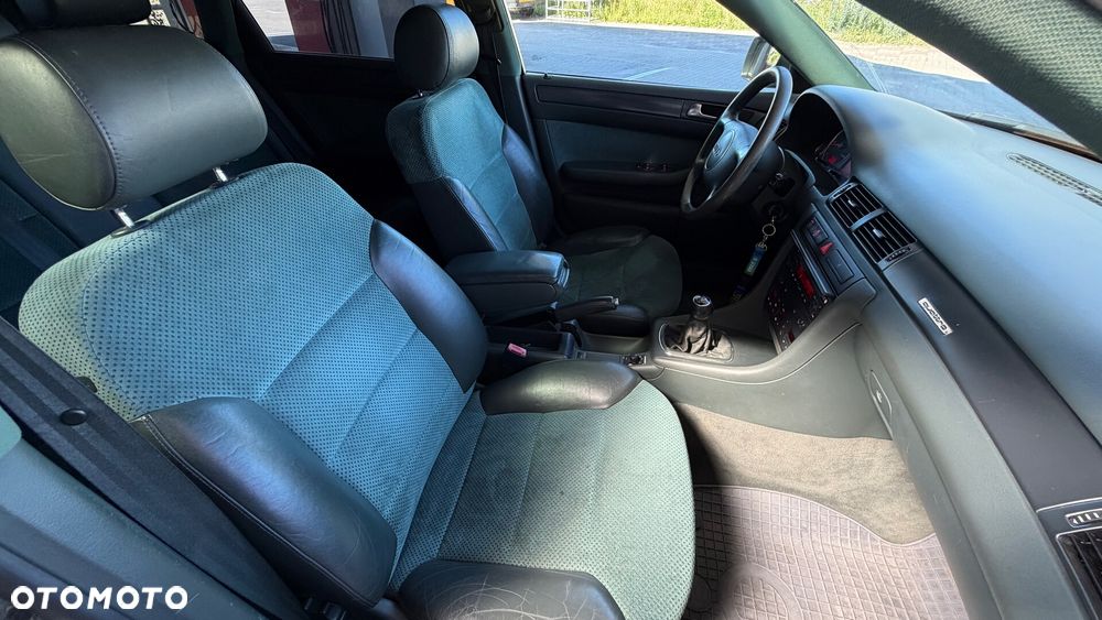 Audi A6 Allroad 2.5 TDI Quattro - 15