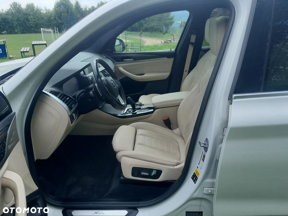 BMW X3 xDrive30i GPF xLine - 17