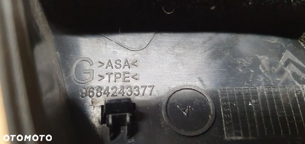 Osłona zaślepka trójkąt błotnika lewa lewy przód Peugeot 3008 9684243377 - 6