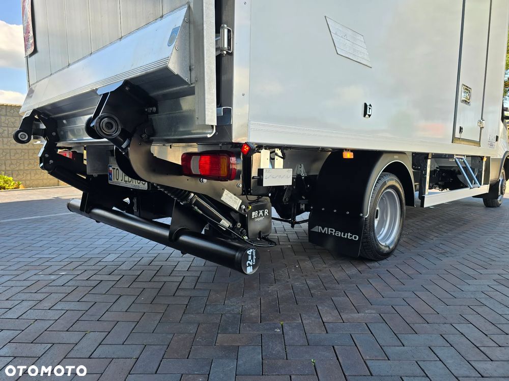Iveco DAILY 50C18 MROŻNIA 8-PALETOWY + WINDA.1Tona AGREGAT Carrier -20*C +20*C 183Tyś km SERWIS DO OSTATNIEGO Km ASO IVECO SALON PL BOGATA OPCJA WYPOSAZENIA LED NAVI AKTYWNY TEMPOMAT FOTEL KIEROWCY PNEŁMATYCZNY - 29