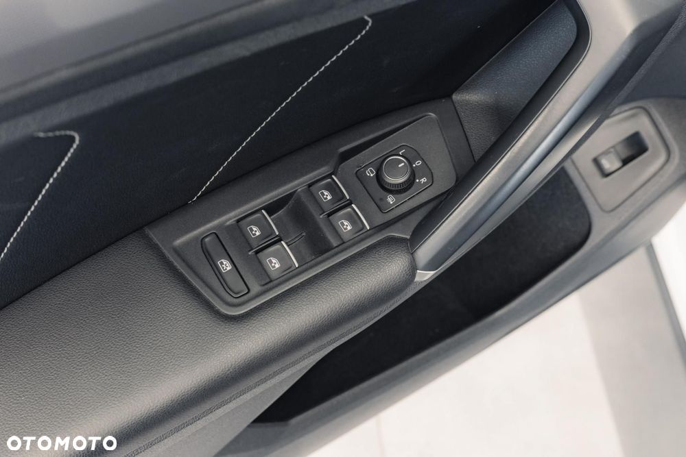 Volkswagen Tiguan - 29