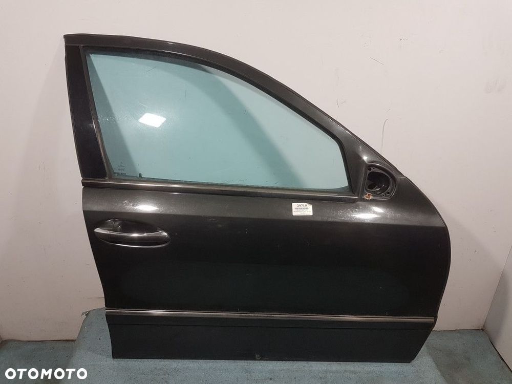 MERCEDES W211 DRZWI PRZÓD PRAWE 753 - 1