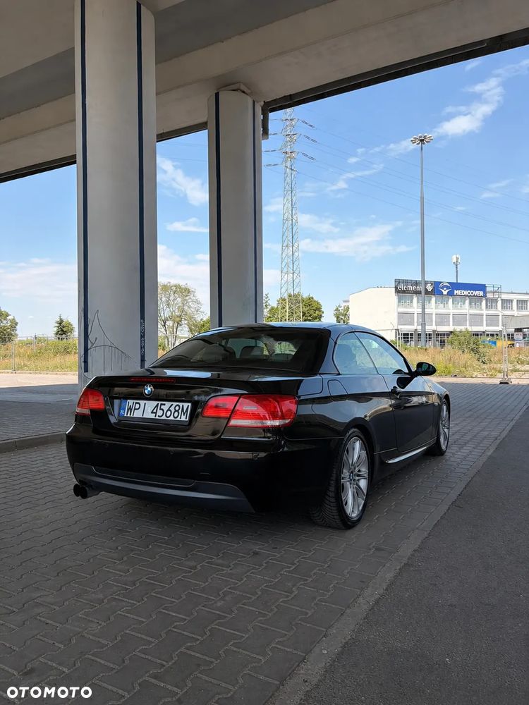 BMW Seria 3 325i M Sport Edition - 2