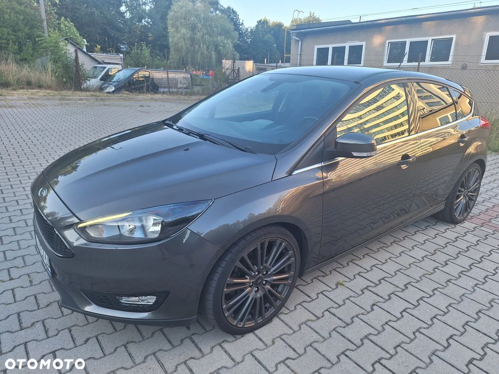 Ford Focus 1.5 EcoBoost Titanium ASS - 10