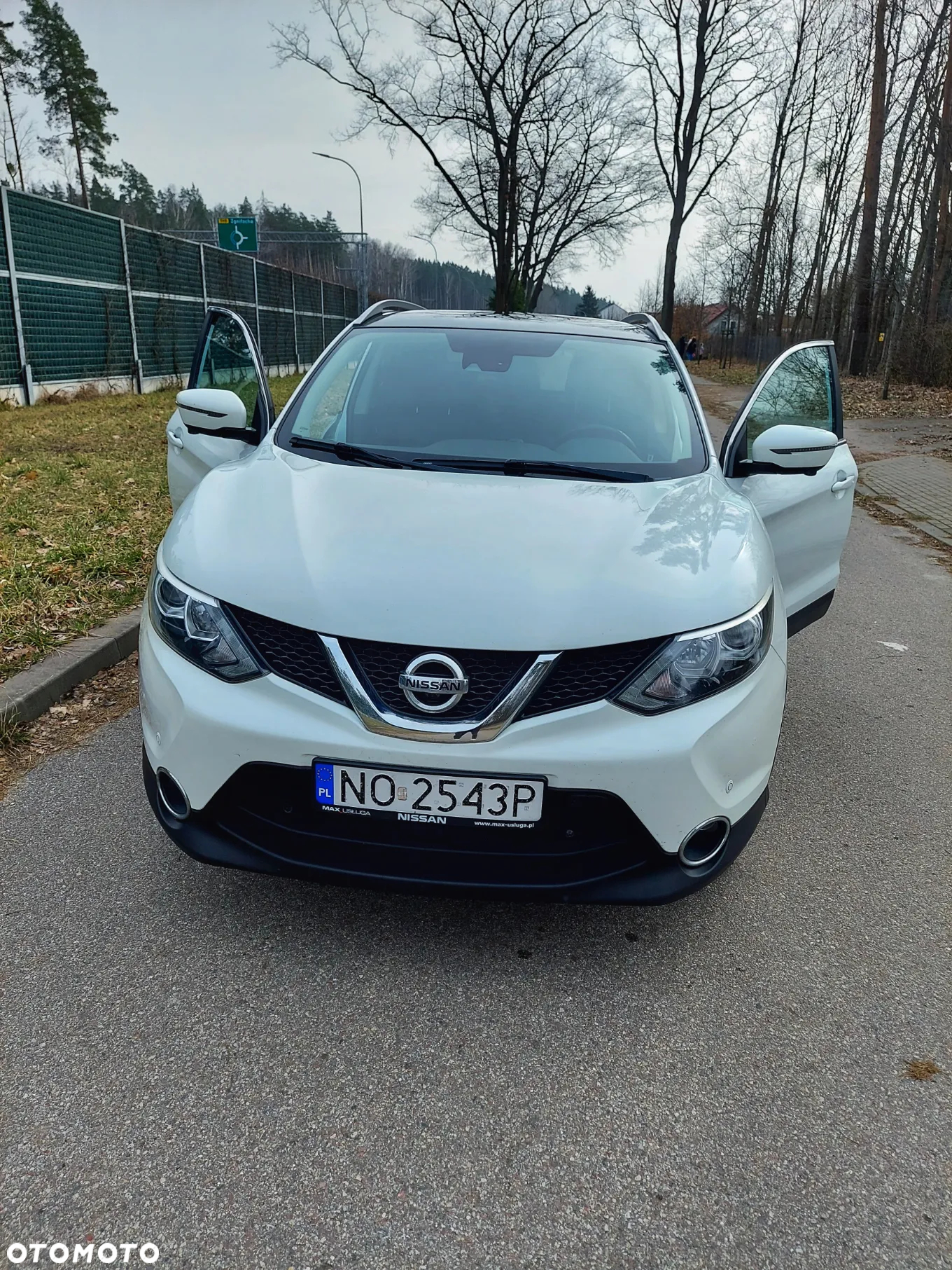 Nissan Qashqai 1.2 DIG-T N-Connecta EU6 - 2